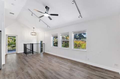 7044 Thompson Road, Boynton Beach FL - photo 17 of 44