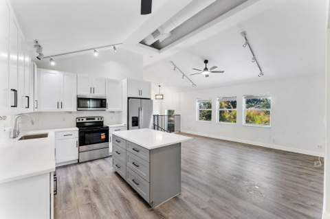 7044 Thompson Road, Boynton Beach FL - photo 19 of 44