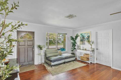 1510 Crest Drive, Lake Worth FL - photo 17 of 34
