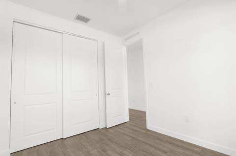 977 SE Crosswood Way, Port St. Lucie FL - photo 20 of 35