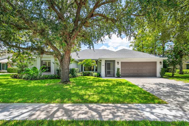 4 bedroom Single Family Residence at 1506 Wiltshire Village Drive, Greenview Shores 2 Of Wellington, Wellington — photo 1