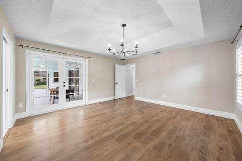1506 Wiltshire Village Drive, Wellington FL - photo 15 of 33