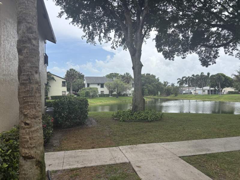 2 bedroom Condominium at 3751 Cocoplum Circle #3564, Karanda Village Iii-B Condo, Coconut Creek — photo 3