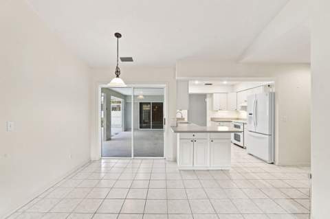 6512 Flora Way, Fort Pierce FL - photo 11 of 30