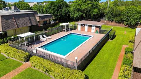 4165 Turnberry Circle #24, Lake Worth FL - photo 23 of 24