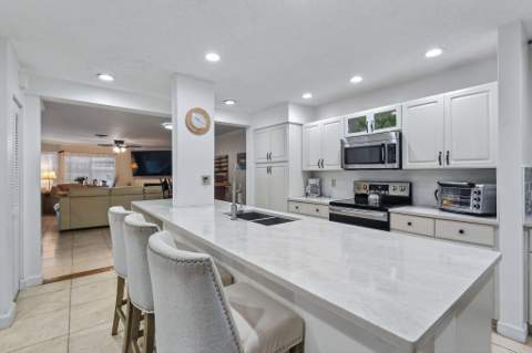 717 Ocean Dunes Circle, Jupiter FL - photo 6 of 44