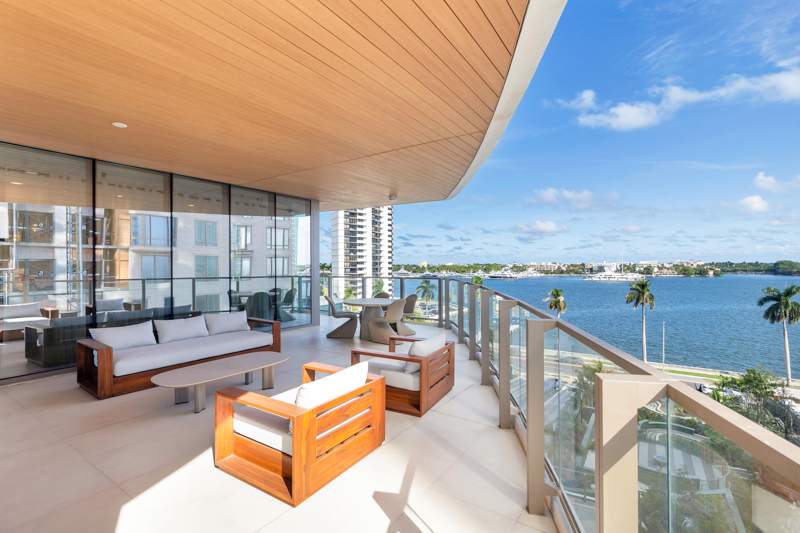 4 bedroom Condominium at 1333 S Flagler Drive #402, Jefferson Park, West Palm Beach — photo 2
