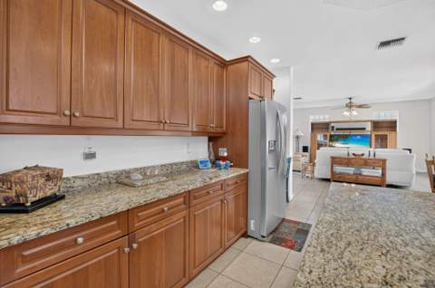7541 Downwinds Lane, Lake Worth FL - photo 14 of 50