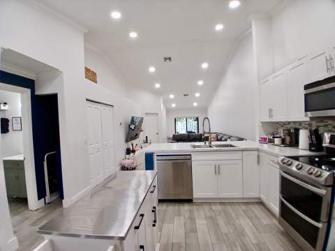 11173 NW 38th Place, Sunrise FL - photo 6 of 37