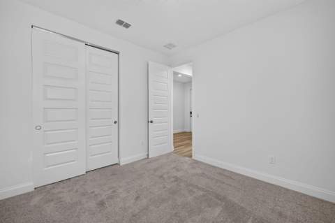 8666 Dahlia Circle, Port St. Lucie FL - photo 9 of 42