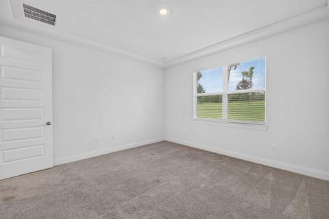 8666 Dahlia Circle, Port St. Lucie FL - photo 10 of 42