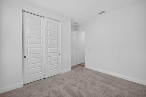8666 Dahlia Circle, Port St. Lucie FL - photo 19 of 42