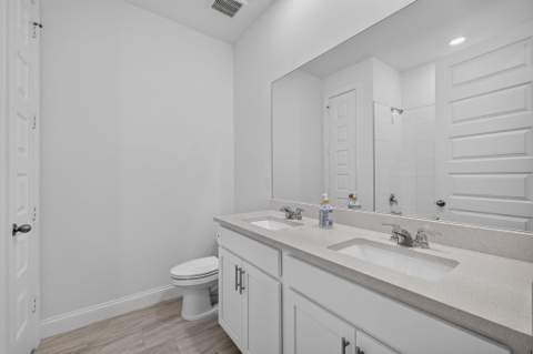 8666 Dahlia Circle, Port St. Lucie FL - photo 22 of 42