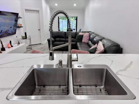 11173 NW 38th Place, Sunrise FL - photo 10 of 37
