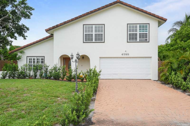 3 bedroom Single Family Residence at 6785 Escondida Drive, Escondida, Lake Clarke Shores — photo 2