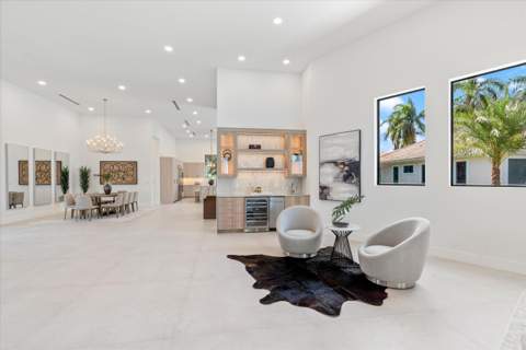 2525 Seminole Circle, West Palm Beach FL - photo 10 of 54