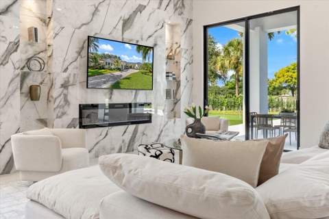 2525 Seminole Circle, West Palm Beach FL - photo 16 of 54