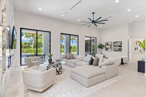 2525 Seminole Circle, West Palm Beach FL - photo 13 of 54