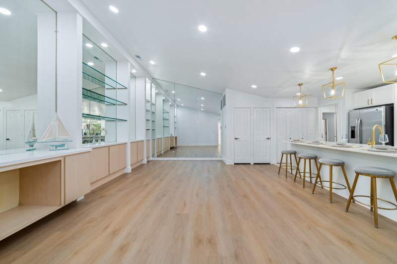 2 bedroom Single Family Residence at 2301 Pin Oak Court, Oaks-Sunterrace 1, Palm Beach Gardens — photo 3