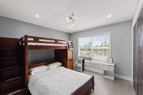 6785 Escondida Drive, Lake Clarke Shores FL - photo 17 of 34
