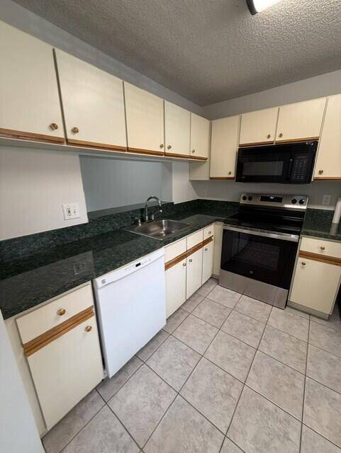 3031 HOLIDAY SPRINGS Boulevard #202-7