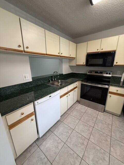 1 bedroom Condominium at 3031 Holiday Springs Boulevard #202-7, Golfside II Condo, Margate — photo 1