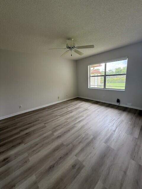 3031 Holiday Springs Boulevard #202-7, Margate FL - photo 6 of 18