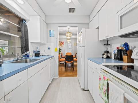 210 NW 25th Court, Pompano Beach FL - photo 8 of 16