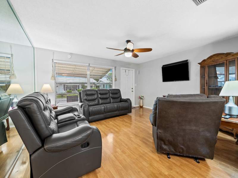 2 bedroom Single Family Residence at 210 NW 25th Court, Leisureville First Sec, Pompano Beach — photo 5