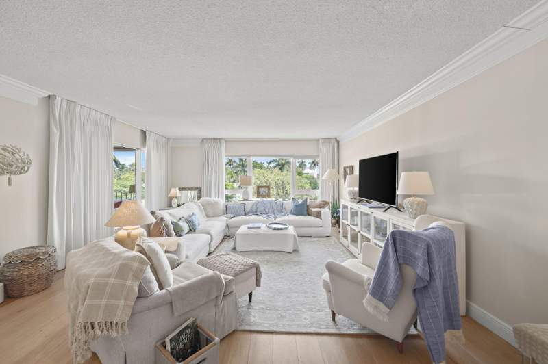2 bedroom Condominium at 50 East Road #3D, Barr Terrace Condo, Delray Beach — photo 5
