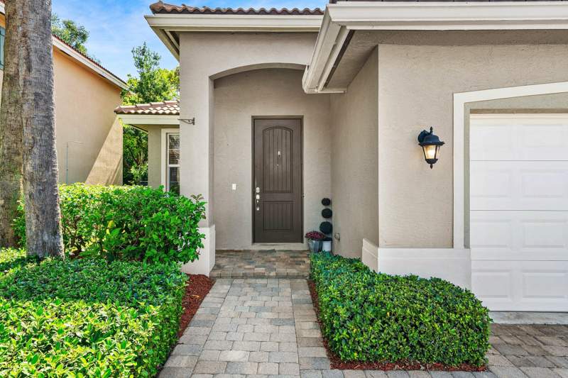 3 bedroom Single Family Residence at 5613 Caranday Palm Drive, VERONA ESTATES, Greenacres — photo 5