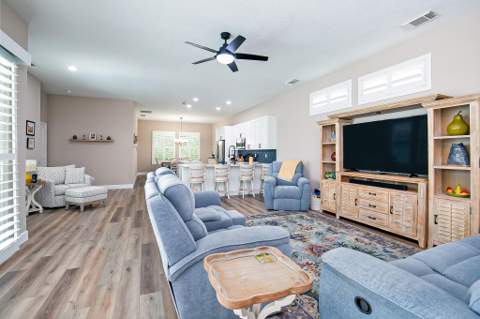 532 NE Canoe Park Circle, Port St. Lucie FL - photo 10 of 43
