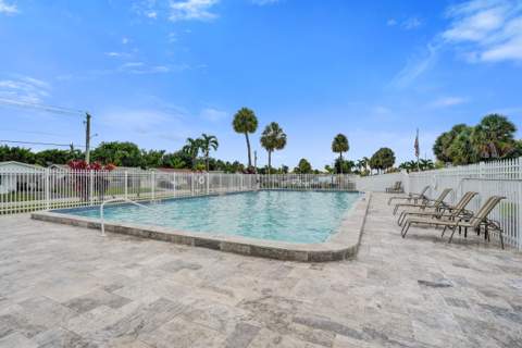 4900 NW 27 Terrace, Tamarac FL - photo 24 of 32
