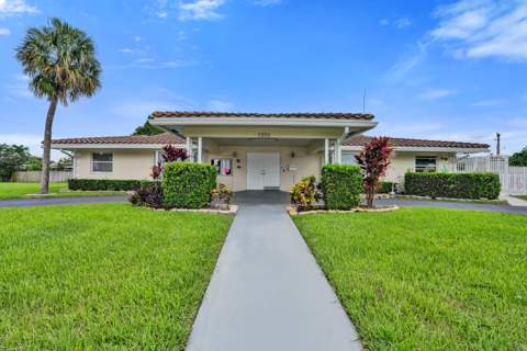 4900 NW 27 Terrace, Tamarac FL - photo 23 of 32