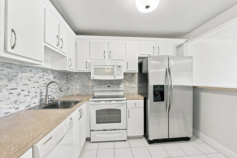 1 bedroom Condominium at 9300 SW 8th Street #219, Isle Of Sandalfoot Condo, Boca Raton — photo 1