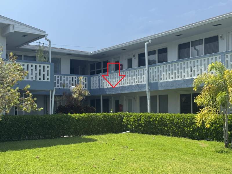 1 bedroom Stock Cooperative at 801 Atlantic Shores Boulevard #104, Diplomat Garden Co-Op, Hallandale Beach — photo 3