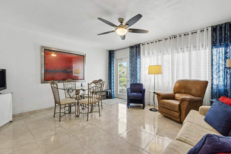 1 bedroom Stock Cooperative at 801 Atlantic Shores Boulevard #104, Diplomat Garden Co-Op, Hallandale Beach — photo 5