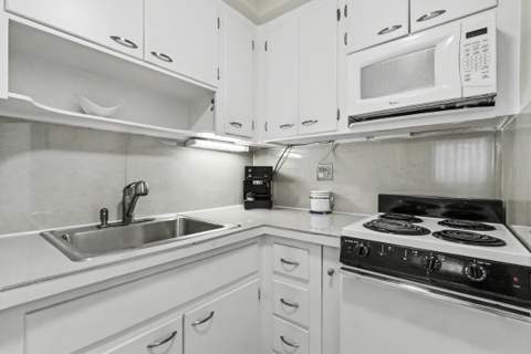 801 Atlantic Shores Boulevard #104, Hallandale Beach FL - photo 17 of 42