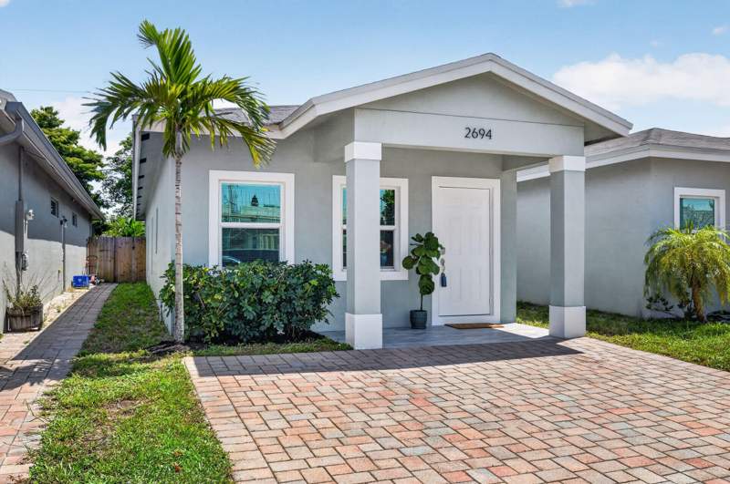 3 bedroom Single Family Residence at 2694 Nokomis Avenue, West Gate Ests Northern Sec, West Palm Beach — photo 2