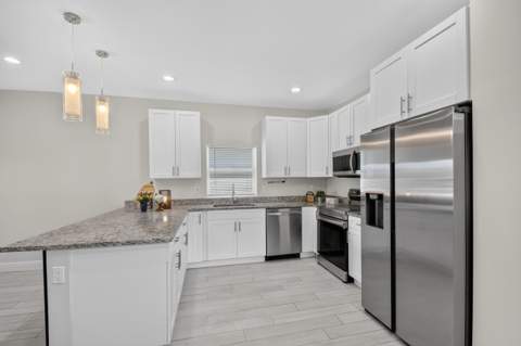 2694 Nokomis Avenue, West Palm Beach FL - photo 10 of 38