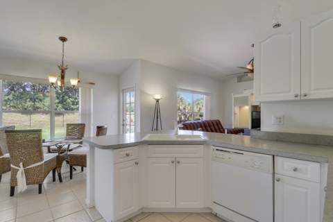 1049 SW Janette Avenue, Port St. Lucie FL - photo 14 of 20