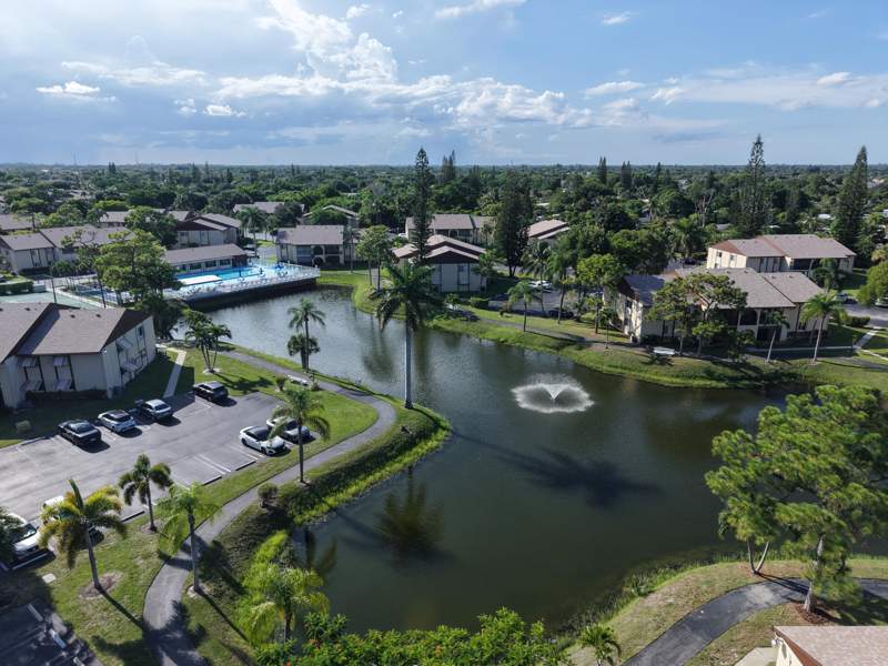 2 bedroom Condominium at 309 Pine Ridge Circle #A-1, Pine Ridge III Condo, Greenacres — photo 2