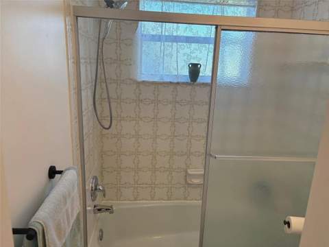 4050 NW 42nd Avenue #415, Lauderdale Lakes FL - photo 13 of 15