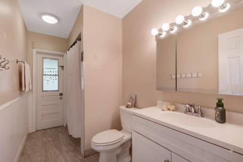 510 NW 93rd Terrace, Pembroke Pines FL - photo 22 of 28