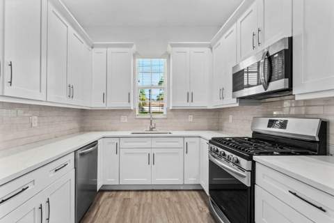 542 Tomahawk Court, Palm Beach Gardens FL - photo 10 of 49