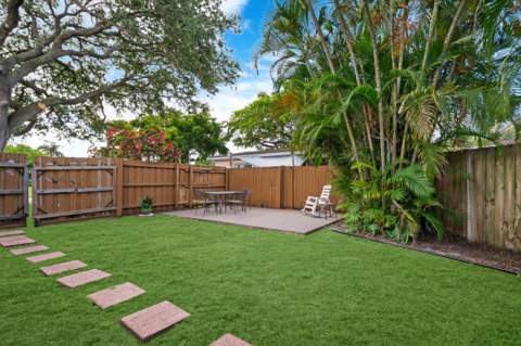 510 NW 93rd Terrace, Pembroke Pines FL - photo 24 of 28