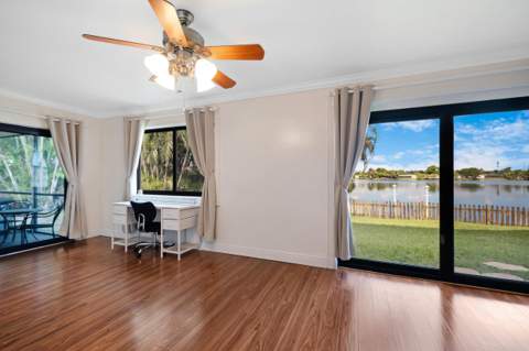 510 NW 93rd Terrace, Pembroke Pines FL - photo 9 of 28