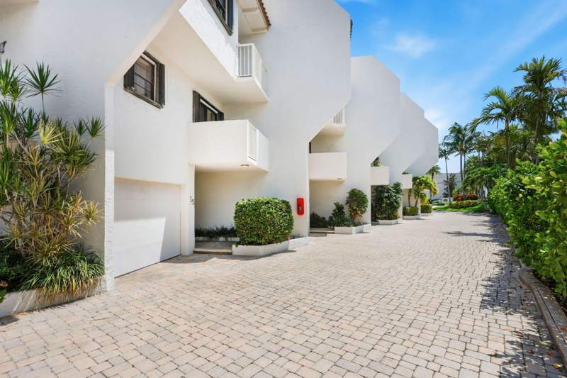 3 bedroom Townhouse at 1222 Hillsboro Mile #15, Ocean Vista Condo, Hillsboro Beach — photo 4