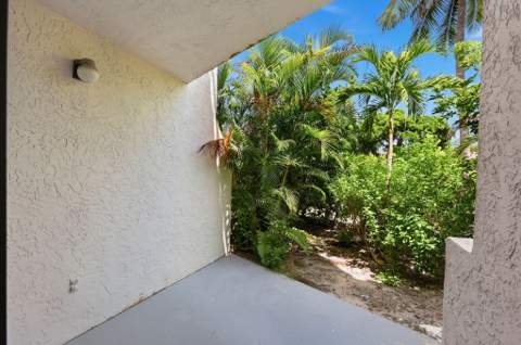 1222 Hillsboro Mile #15, Hillsboro Beach FL - photo 17 of 67