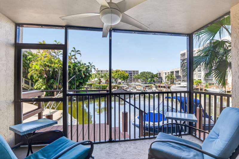 2 bedroom Condominium at 3 Royal Palm Way #102, Boca Bayou, Boca Raton — photo 2